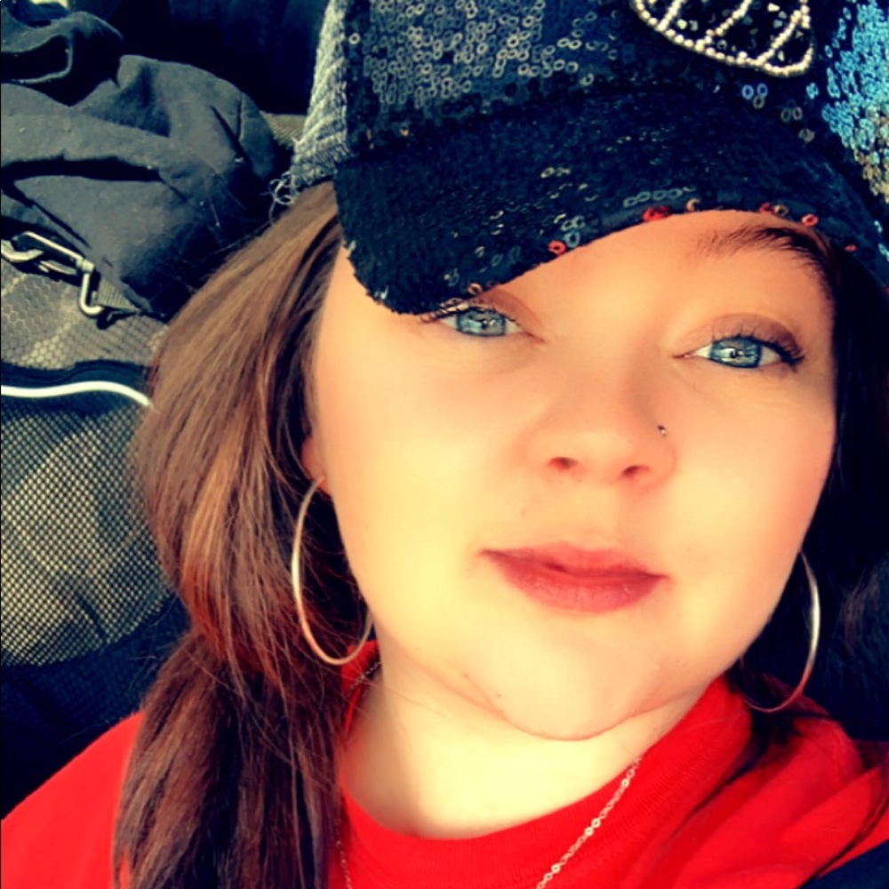 Meet your Posher, Destini